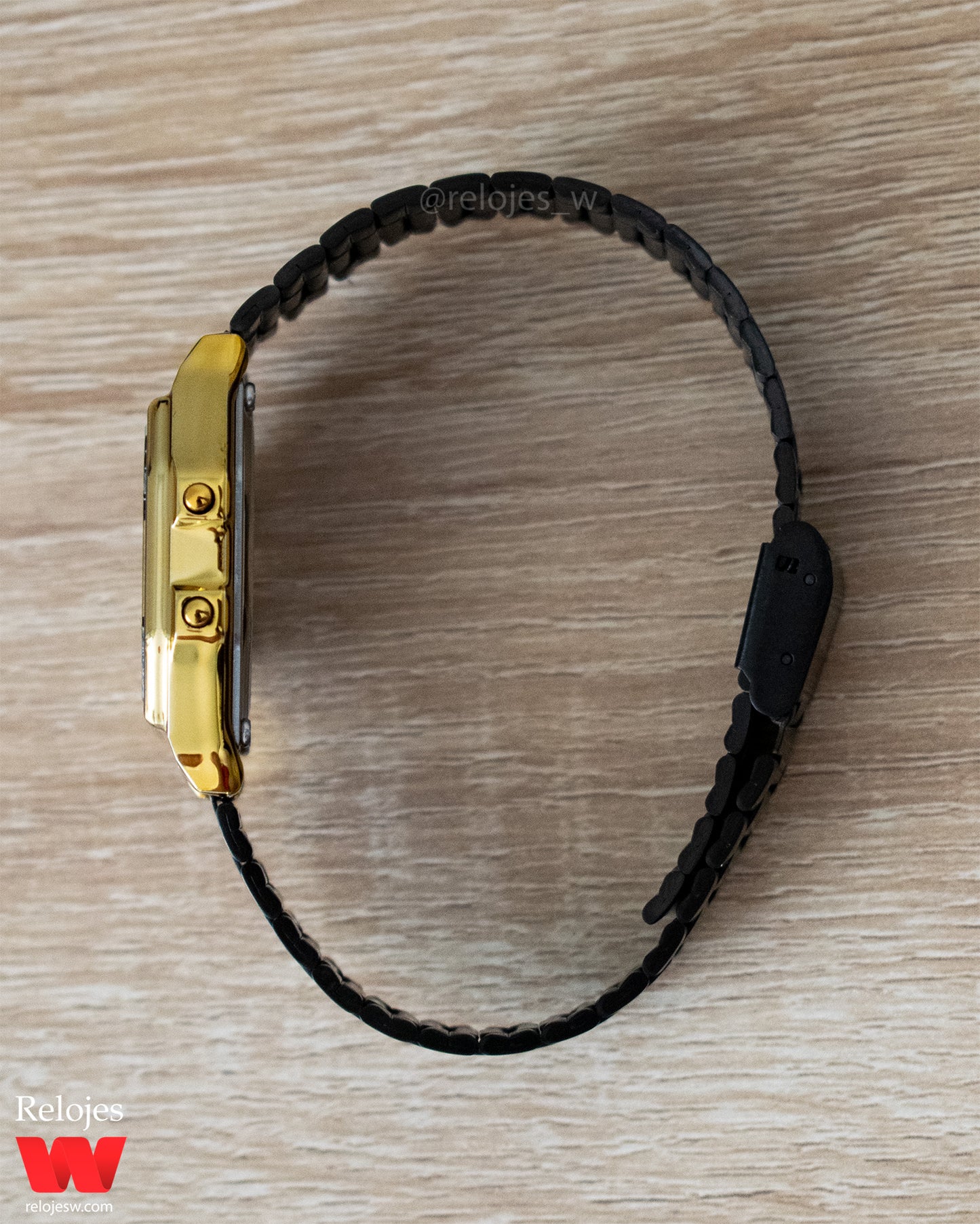 Reloj Q&Q Mujer Negro Dorado M173J004Y