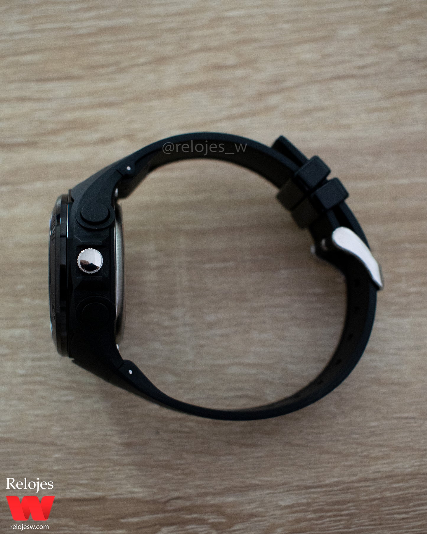 Reloj Q&Q Mujer Negro GW91J002Y