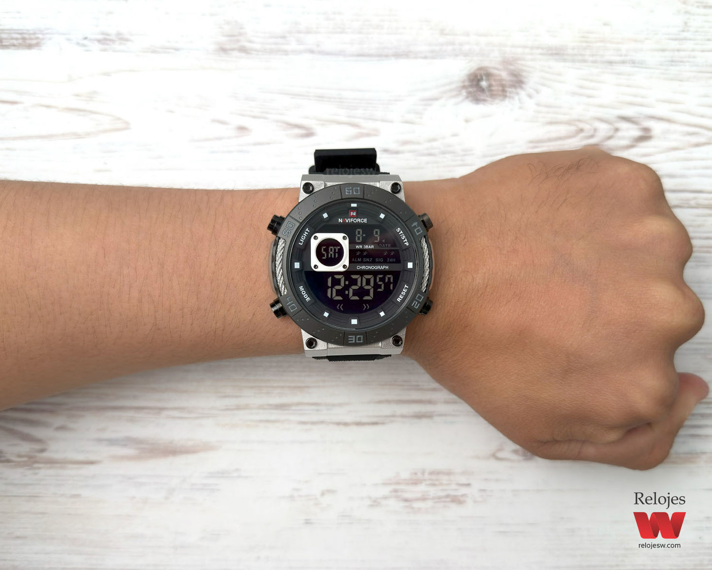 Reloj Naviforce Hombre Negro NF9241S-NEPL