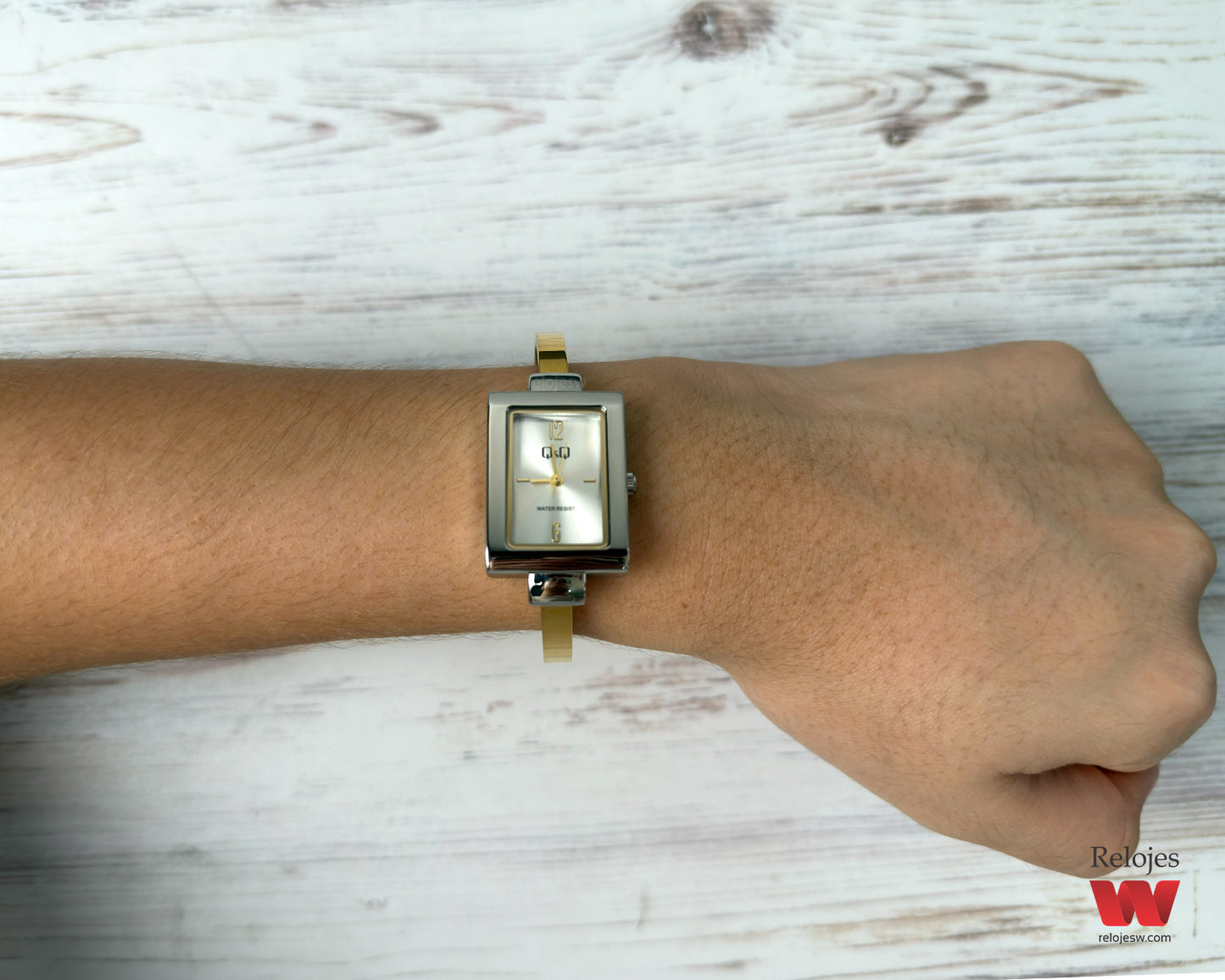 Reloj Q&Q Mujer Dorado Q14C501Y