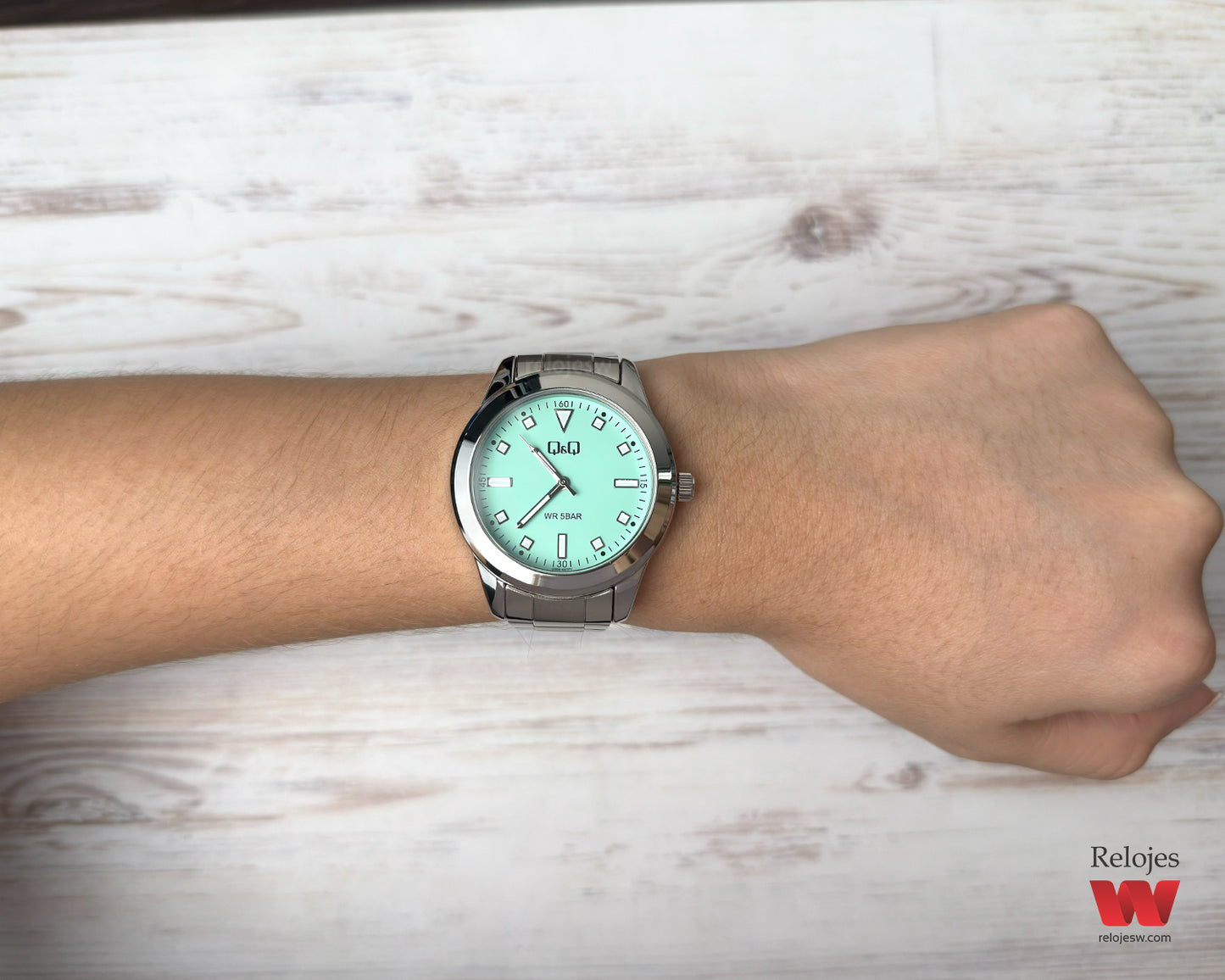 Reloj Q&Q Mujer Plateado Q35B007Y