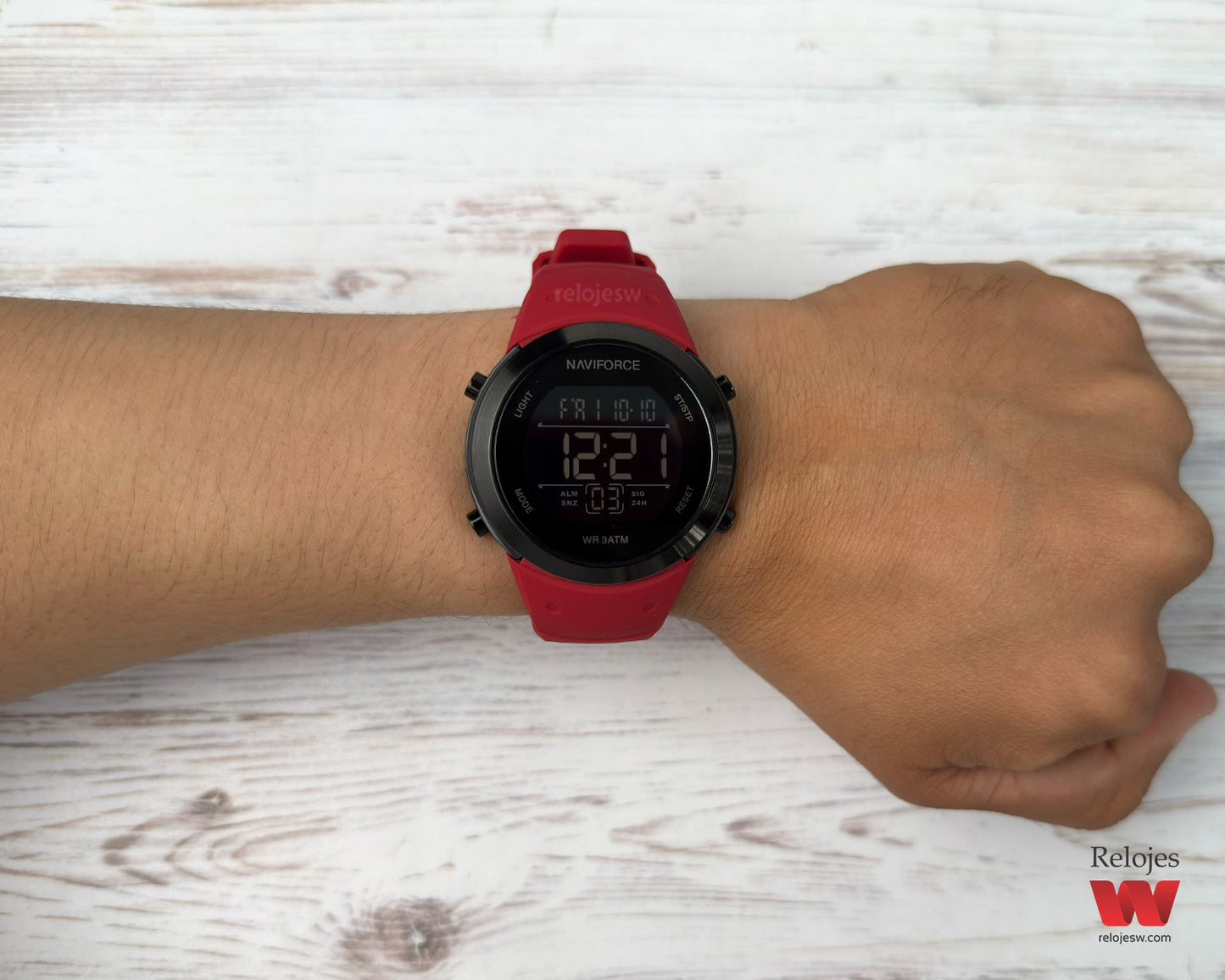 Reloj Naviforce Hombre Rojo NF9246-RONE