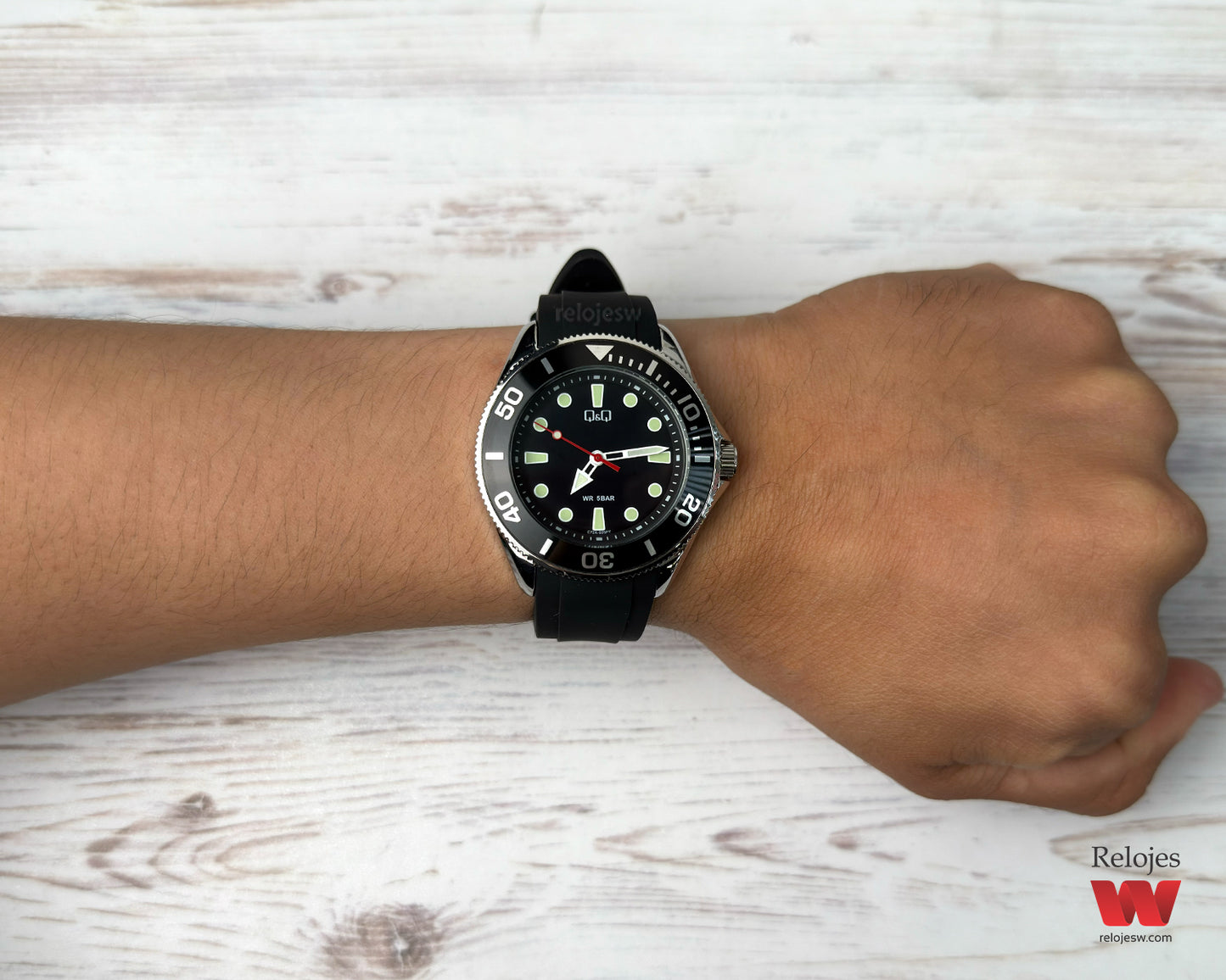 Reloj Q&Q Hombre Negro C72A005Y