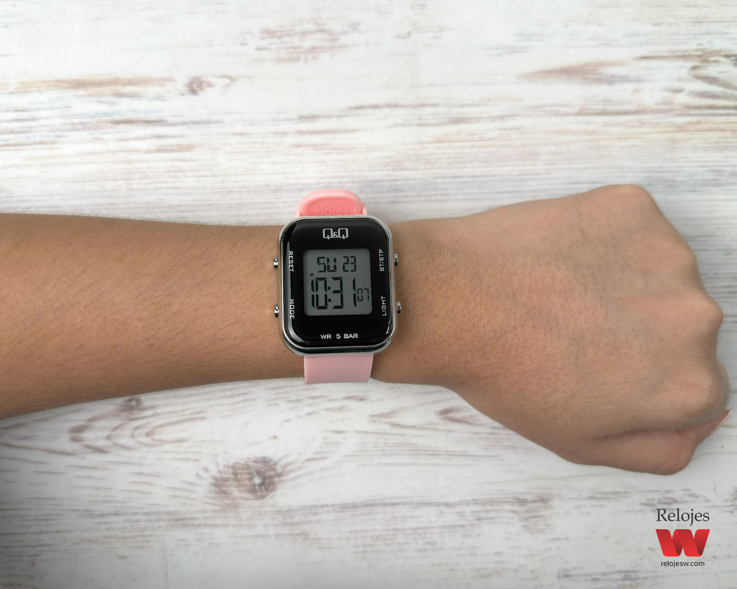 Reloj Q&Q Mujer Rosado Plateado G04A503Y