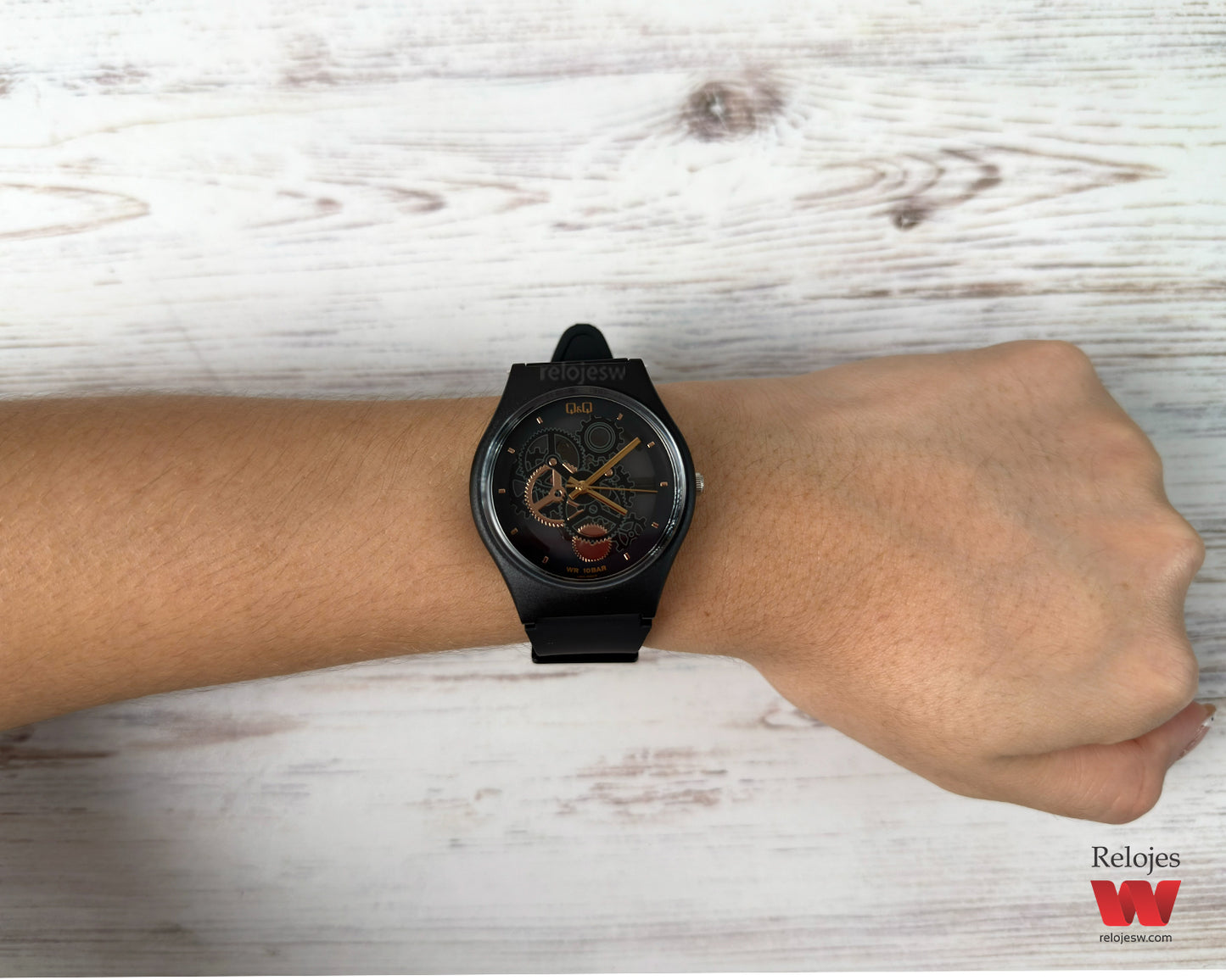 Reloj Q&Q Mujer Negro V39A500Y