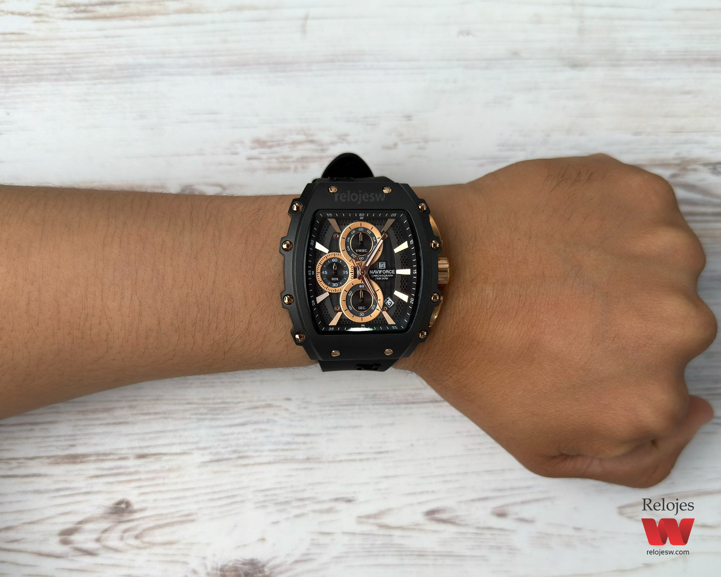 Reloj Naviforce Hombre Negro NF8070-NENEOR