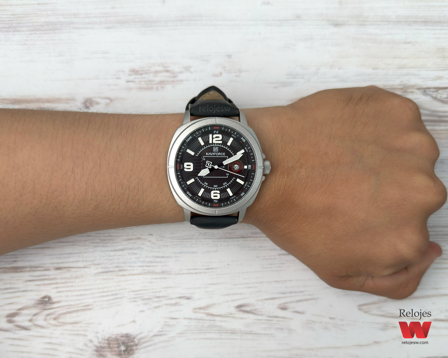 Reloj Naviforce Hombre Negro NF8078-NEPL