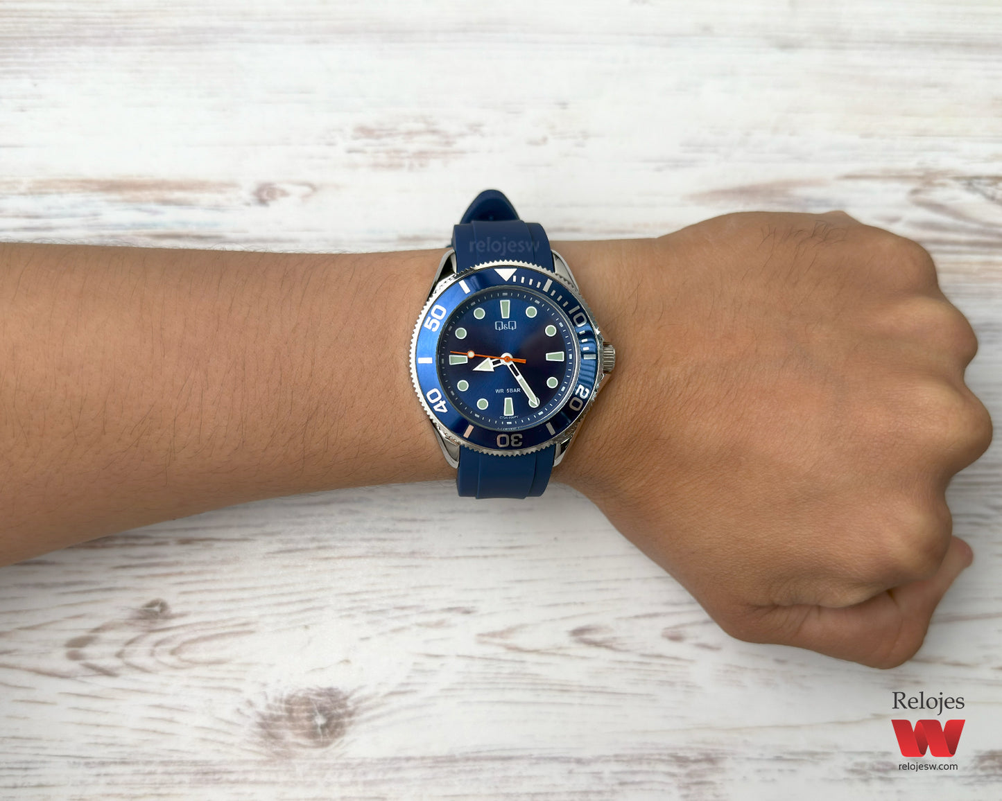 Reloj Q&Q Hombre Azul C72A006Y