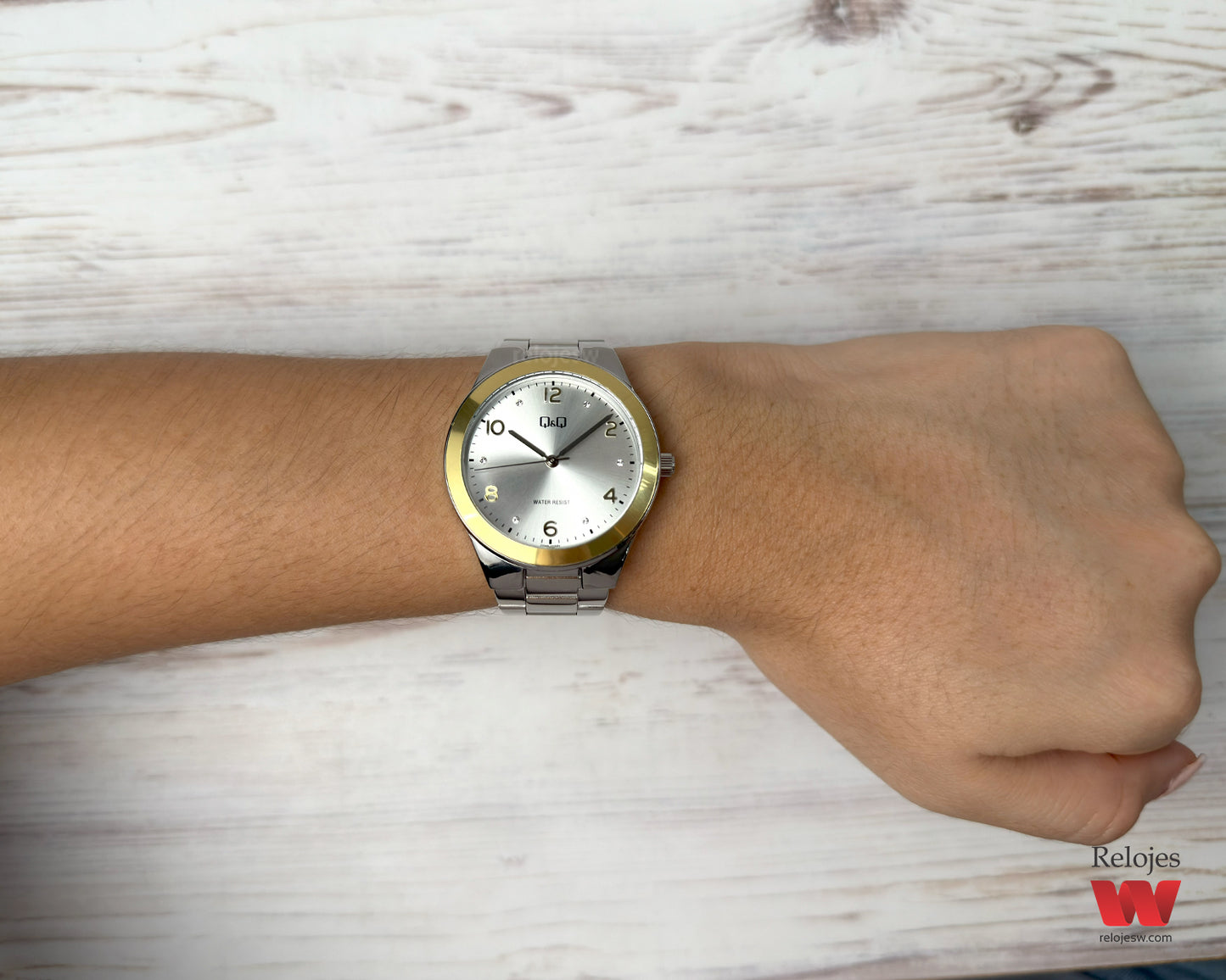 Reloj Q&Q Mujer Plateado Dorado Q78B002Y