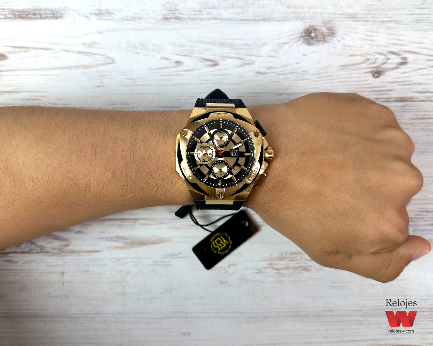 Reloj Yess Hombre Negro Dorado Y23043-4