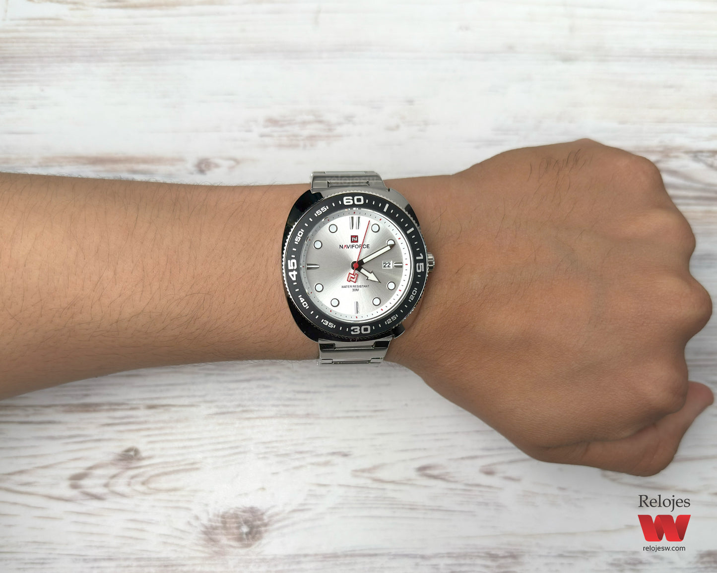 Reloj Naviforce Hombre Plateado NF9250-PLPL