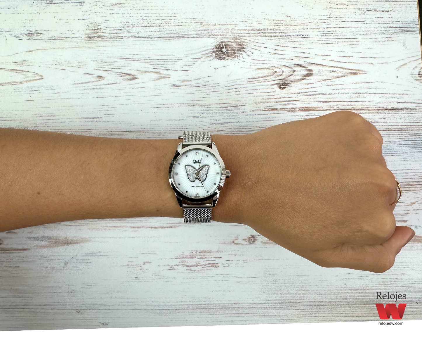 Reloj Q&Q Mujer Plateado QZ93J232Y