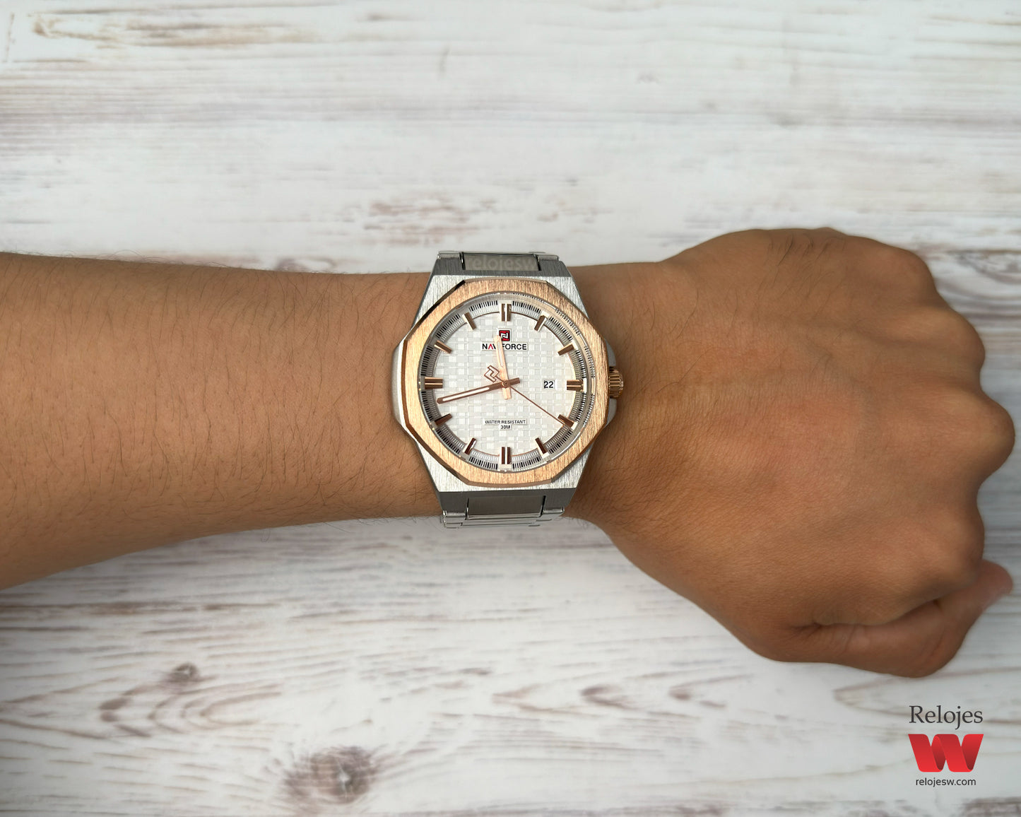 Reloj Naviforce Hombre Plateado NF9245-PLOR