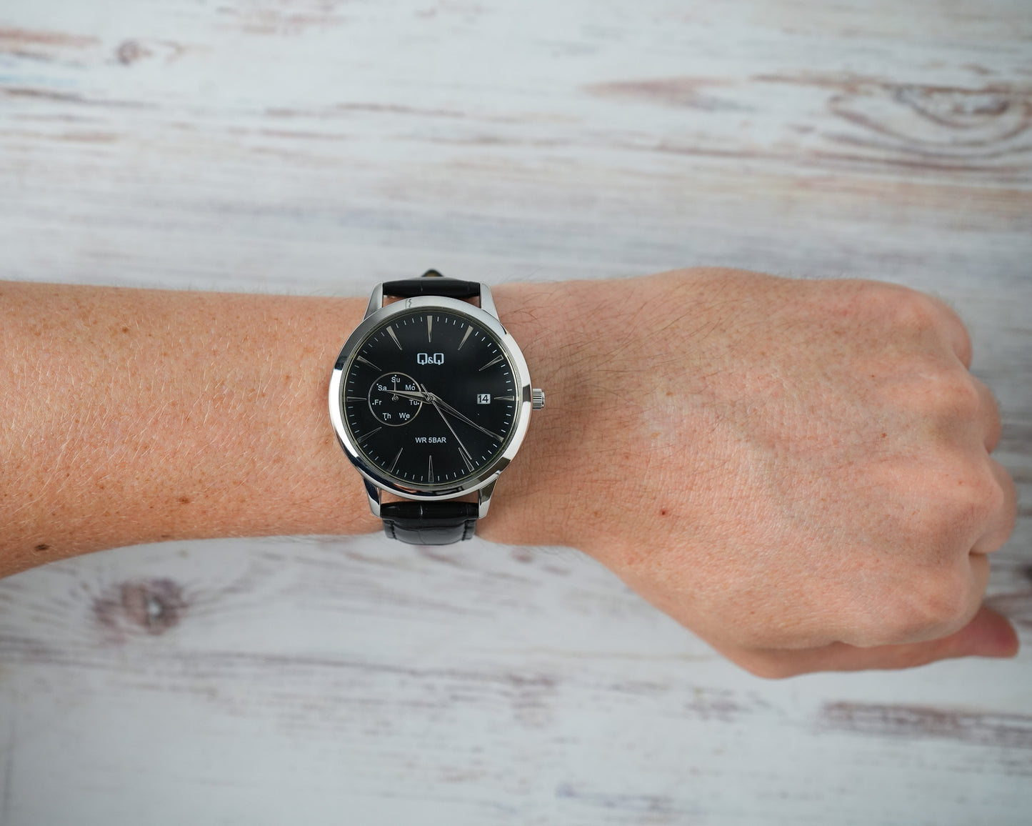 Reloj Q&Q Hombre Original Negro A12A001Y