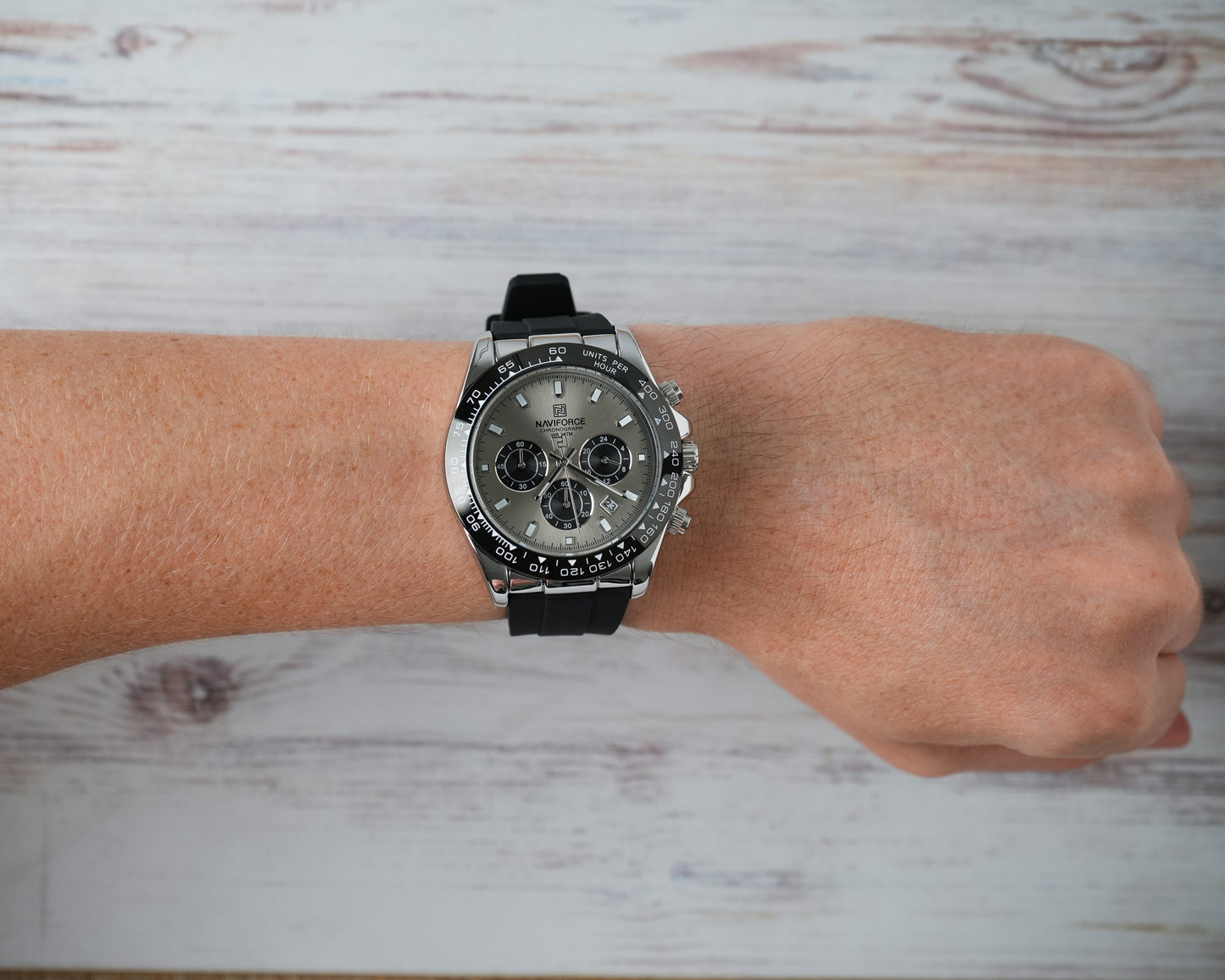 Reloj Naviforce Hombre Original Negro NF8054-NEPLGR