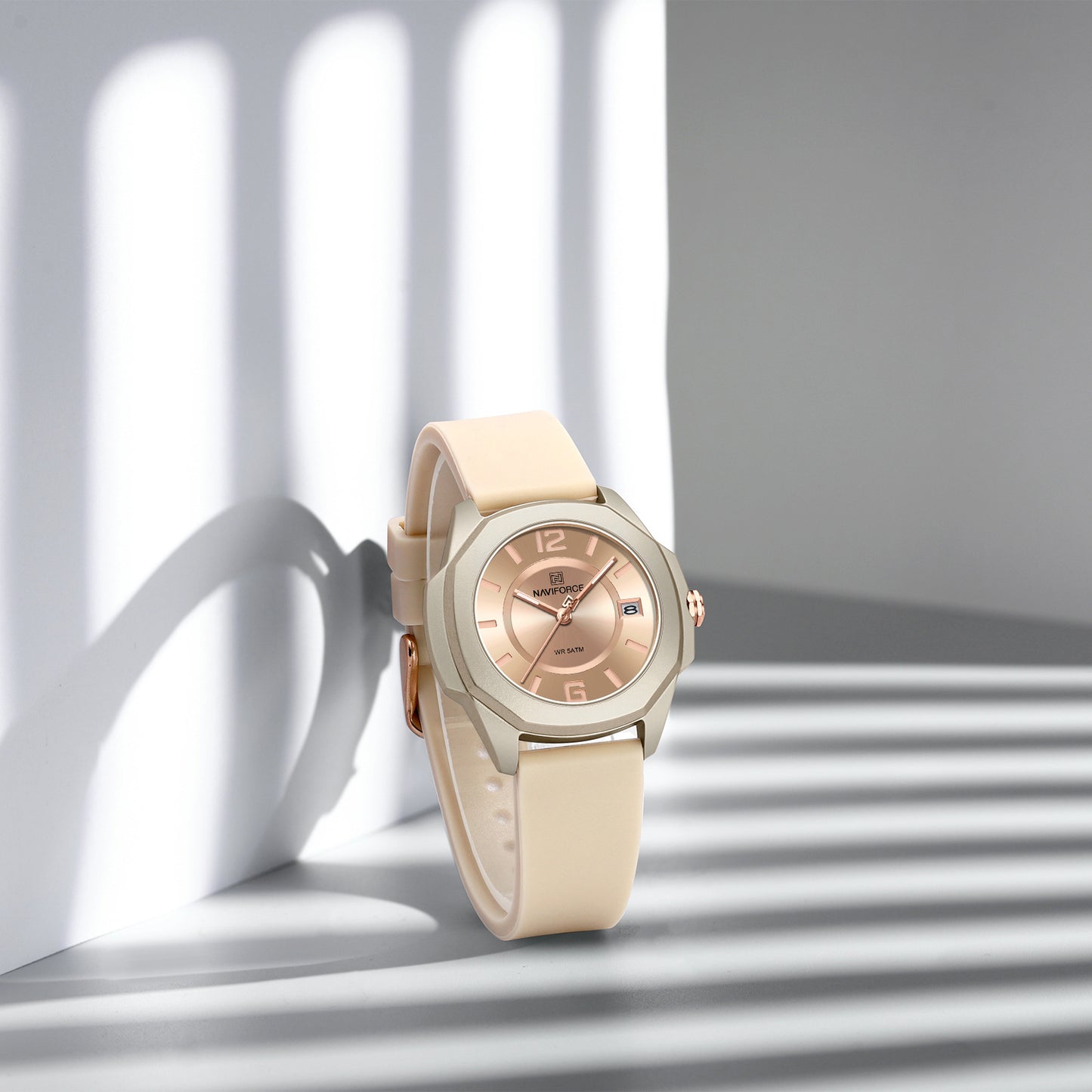 Reloj Naviforce Mujer Amarillo Dorado NF7107-AMBR