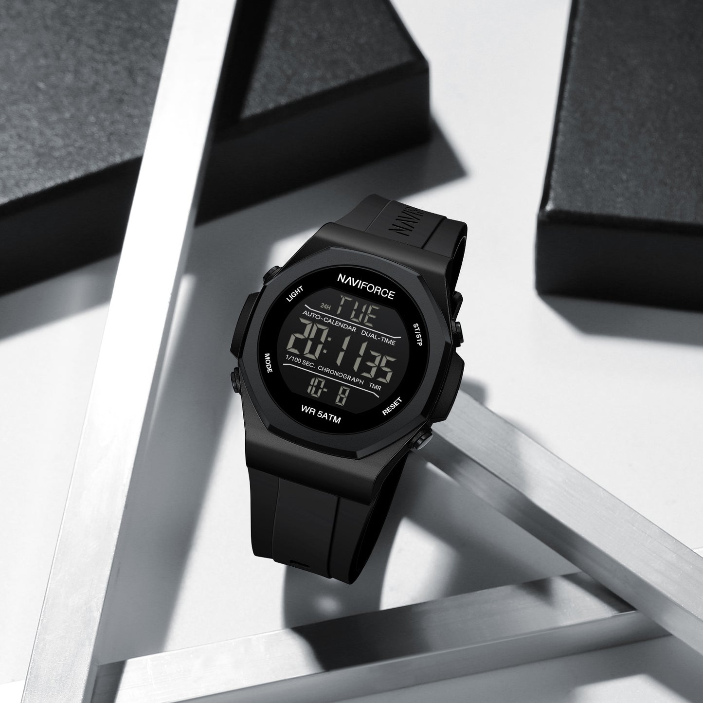 Reloj Naviforce Unisex Negro NF7117-NENE