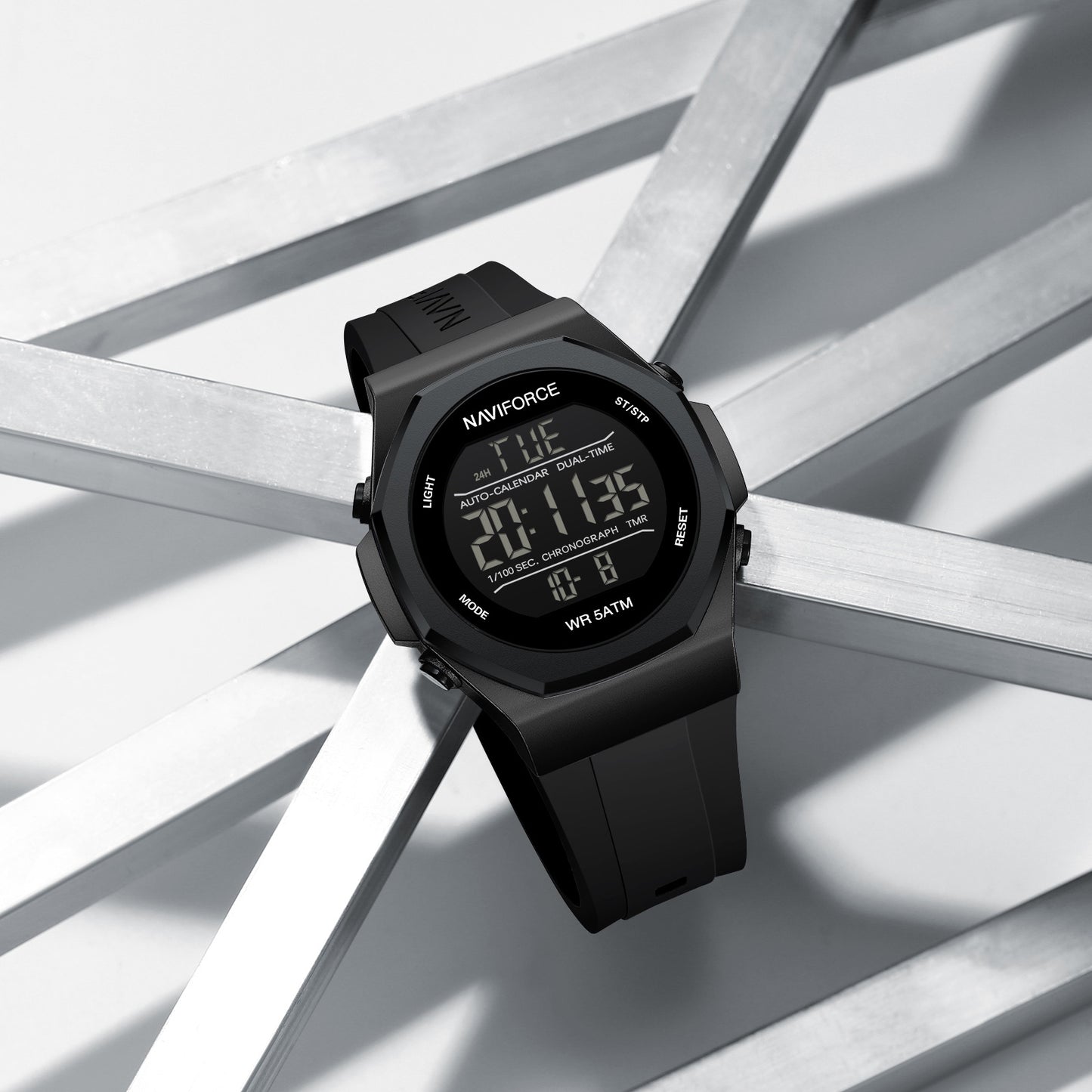 Reloj Naviforce Unisex Negro NF7117-NENE