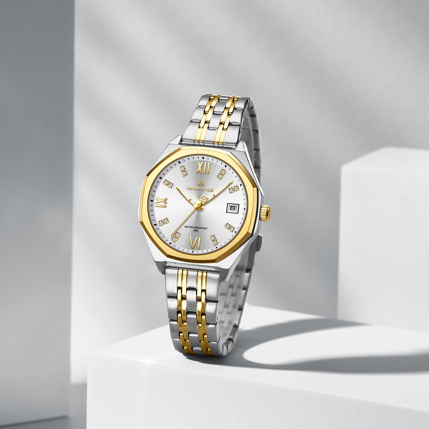 Reloj Naviforce Mujer Plateado y Dorado NF5052-PLDO