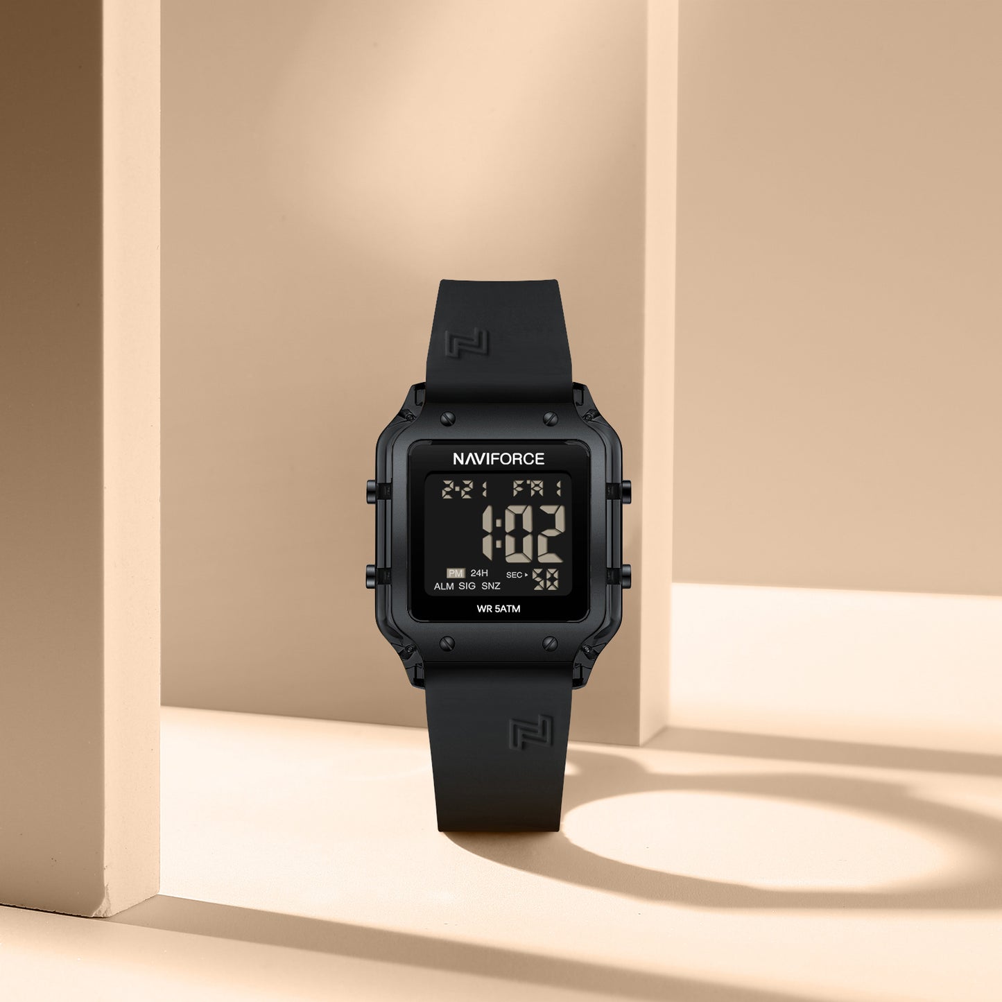 Reloj Naviforce Mujer Negro NF6105-NE
