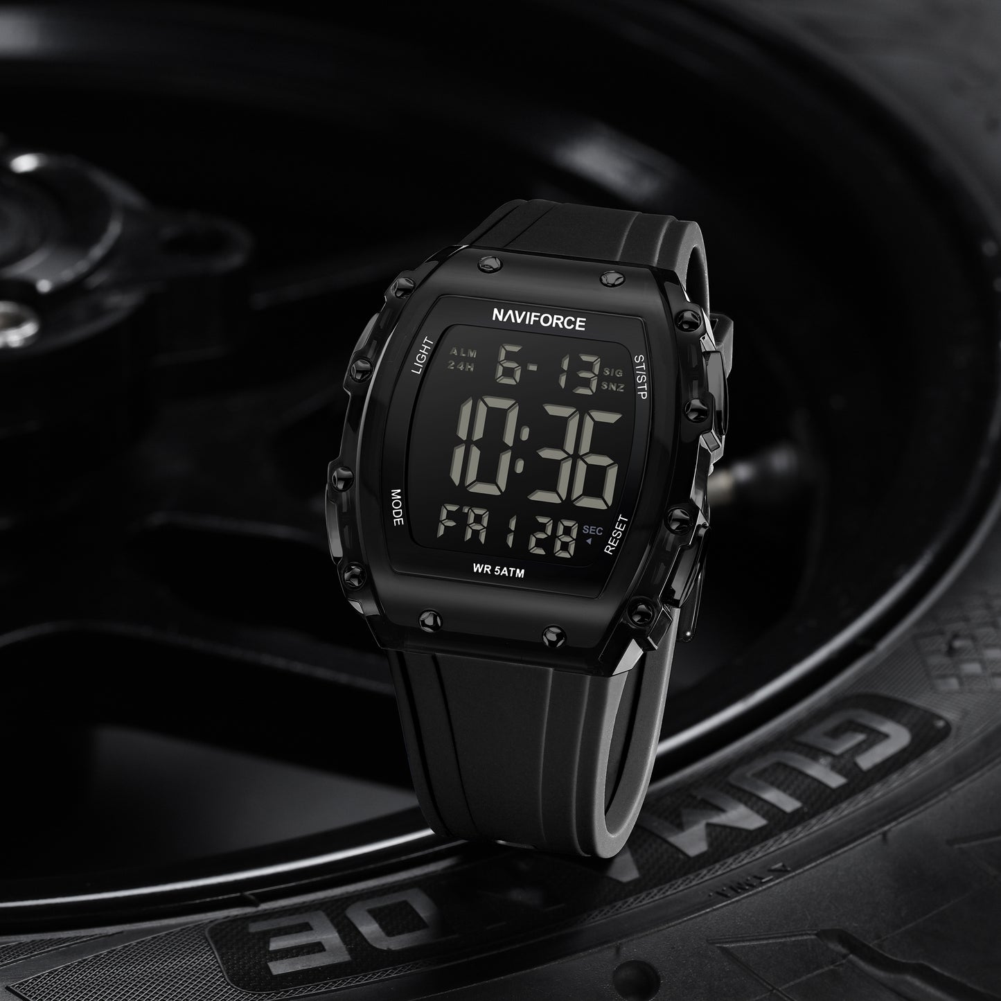 Reloj Naviforce Hombre Original Negro NF6107-NENE