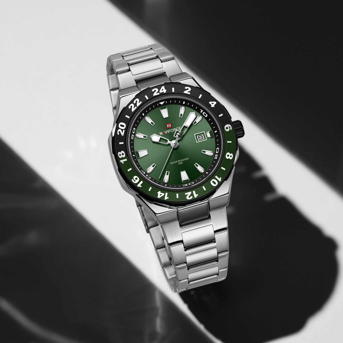 Reloj Naviforce Hombre Plateado NF9249-PLVE