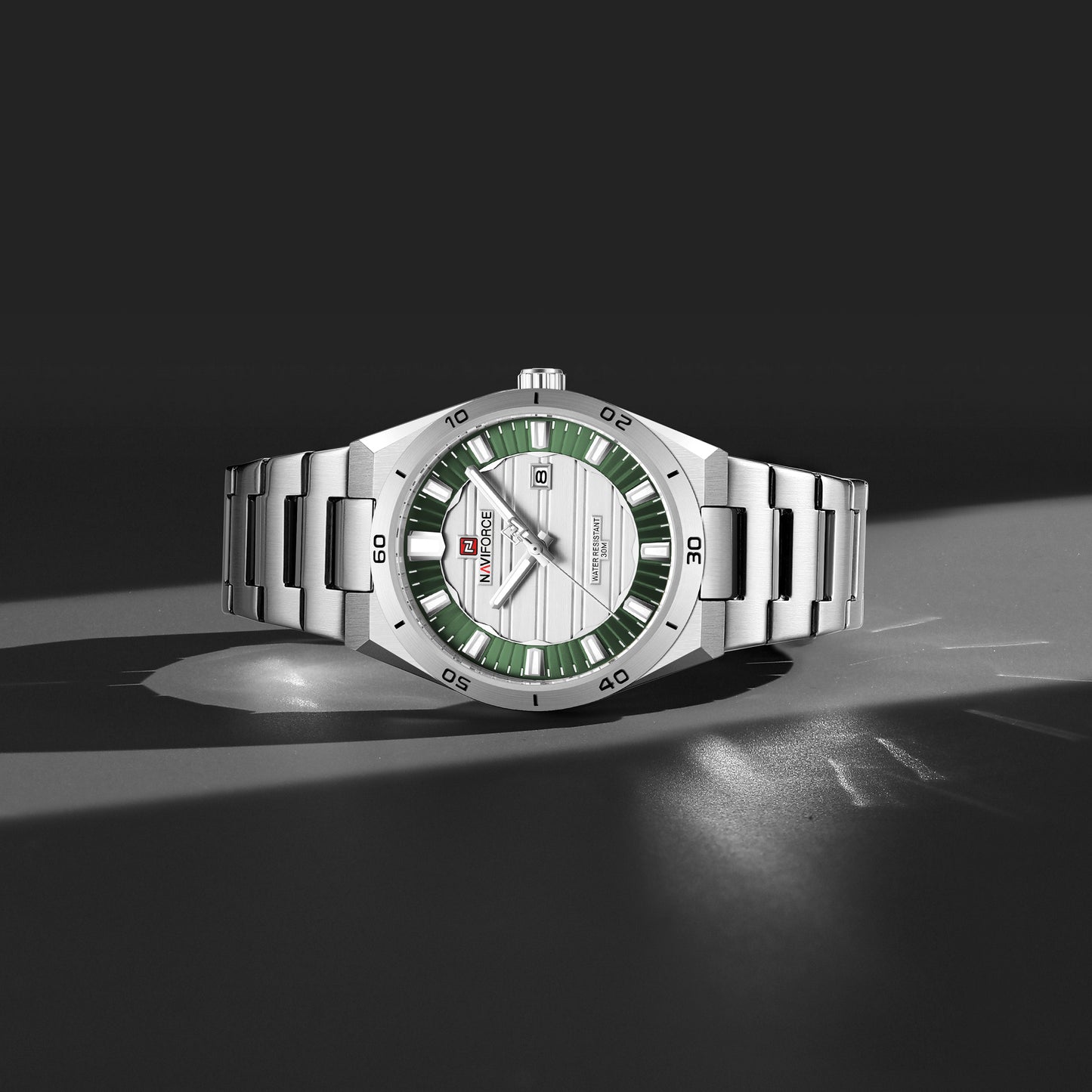 Reloj Naviforce Hombre Original Plateado NF9268-PLVE