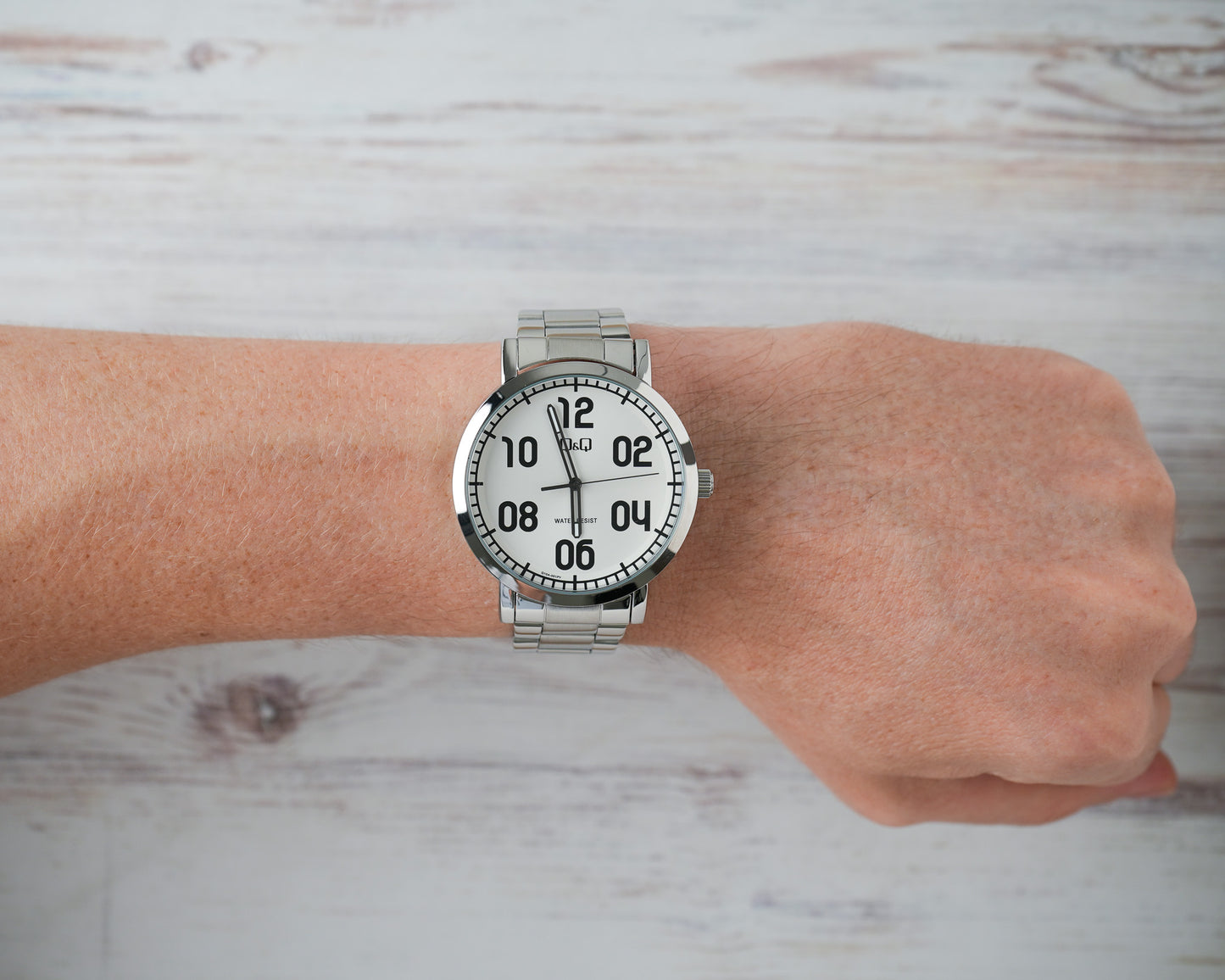 Reloj Q&Q Hombre Original Plateado Q10A001Y