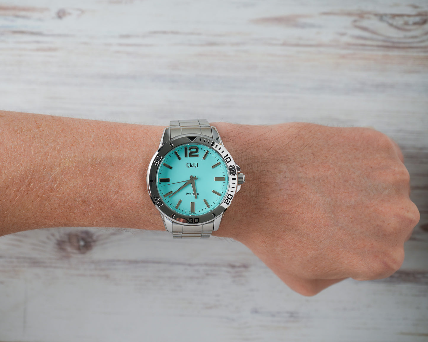 Reloj Q&Q Hombre Original Plateado Q28B010Y