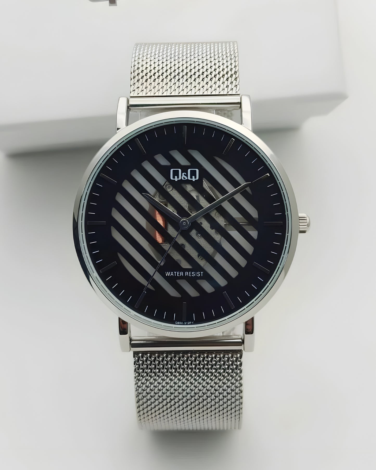Reloj Q&Q Hombre Original Plateado Q89A512Y