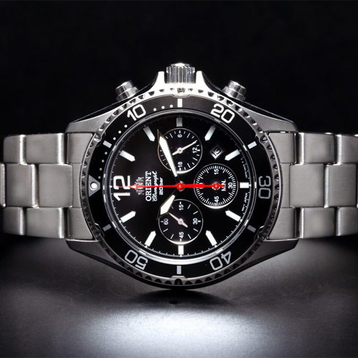 Reloj Orient Hombre Original Mako Cronógrafo Solar Plateado RA-TX0202B