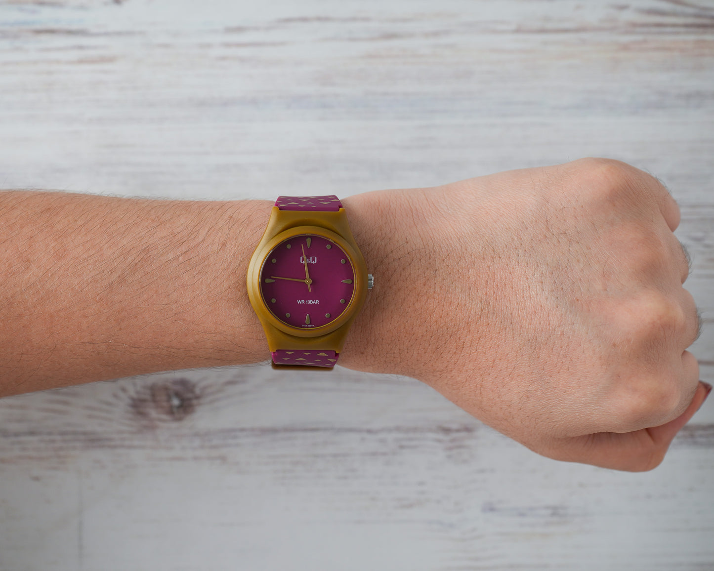 Reloj Q&Q Mujer Original Rojo V10A002Y