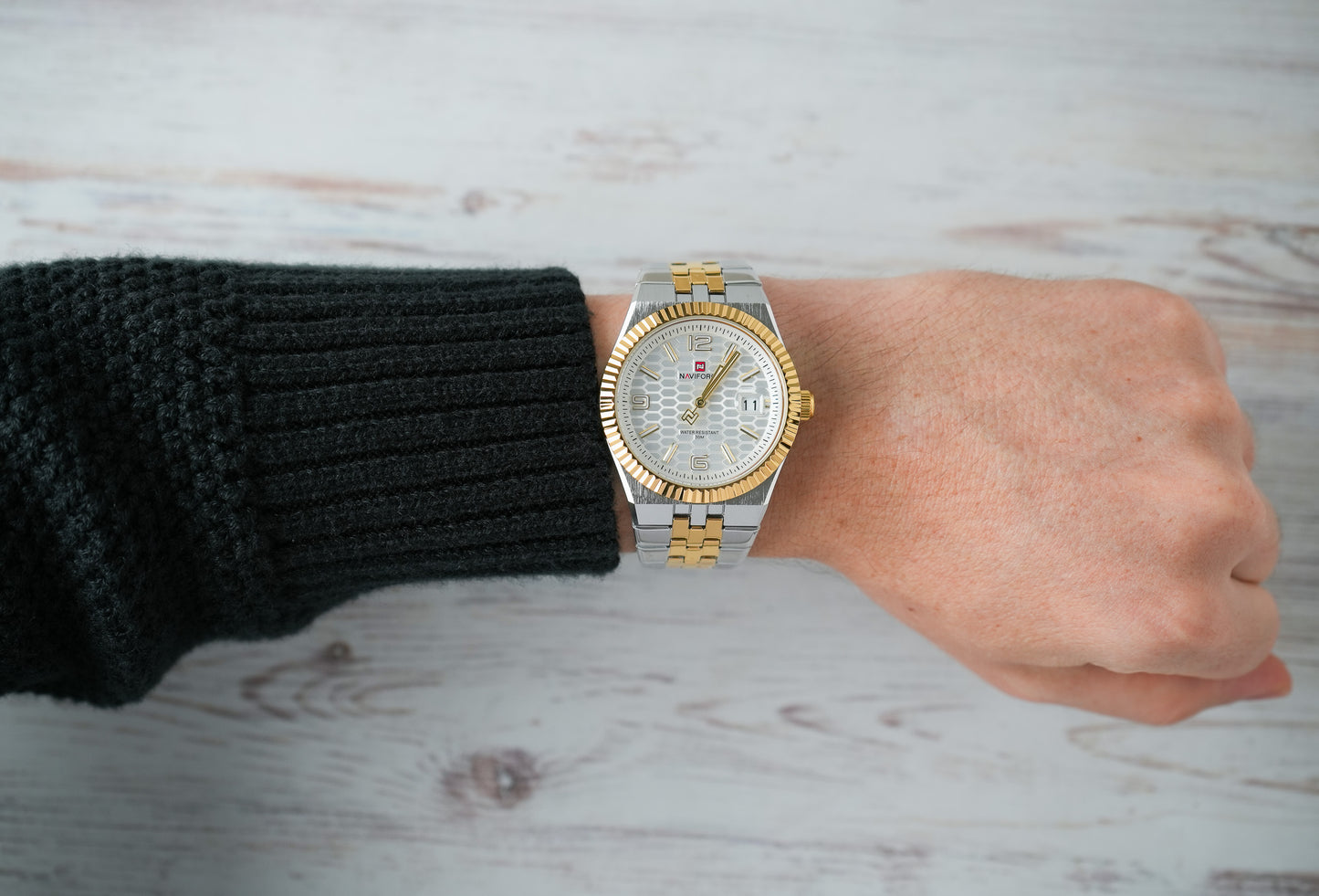 Reloj Naviforce Hombre Original Plateado y Dorado NF9277-BIPL