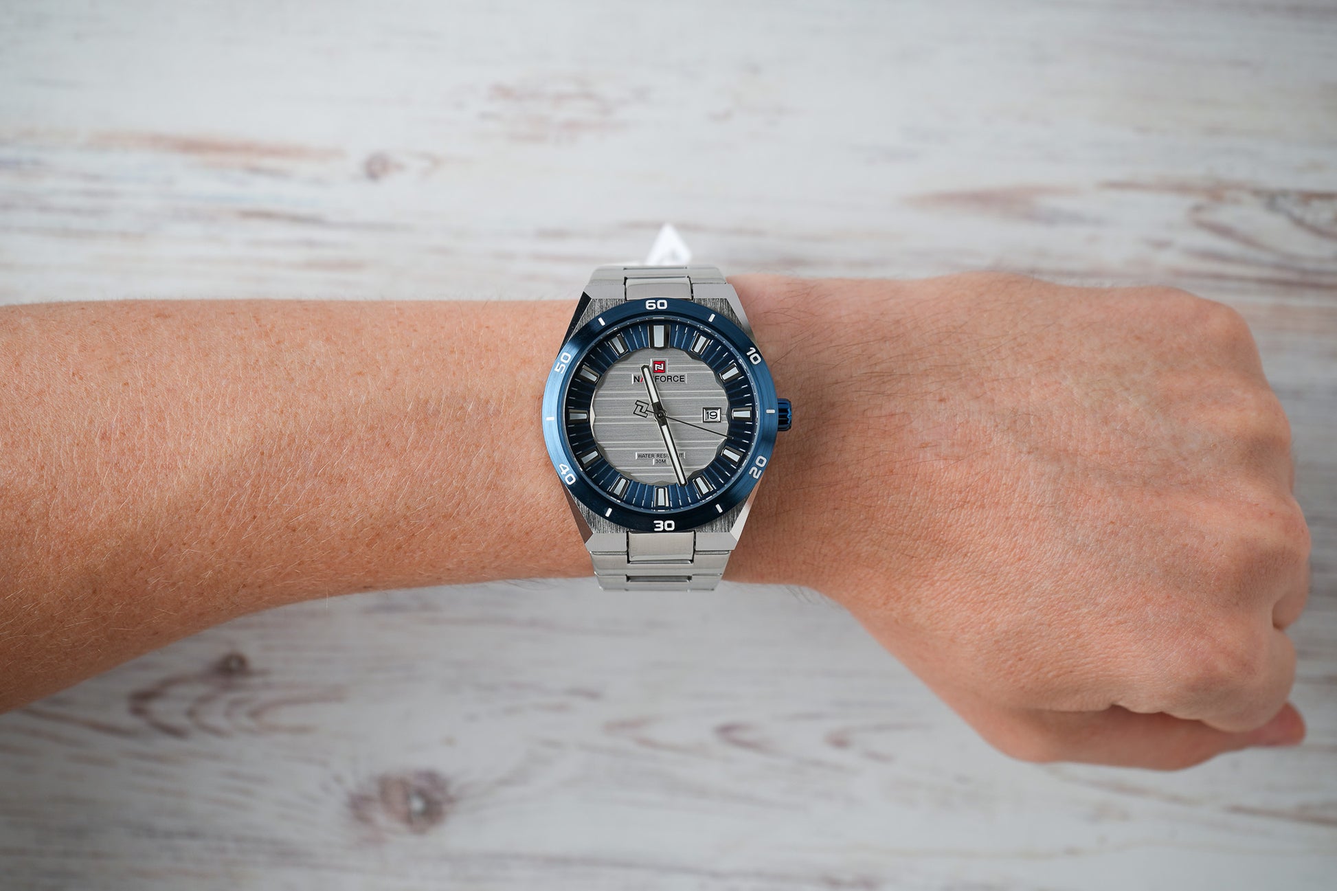 Reloj Naviforce Hombre Original Plateado NF9268-PLAZ
