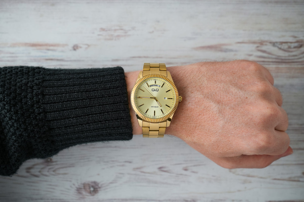 Reloj Q&Q Hombre Original Dorado A14A001Y