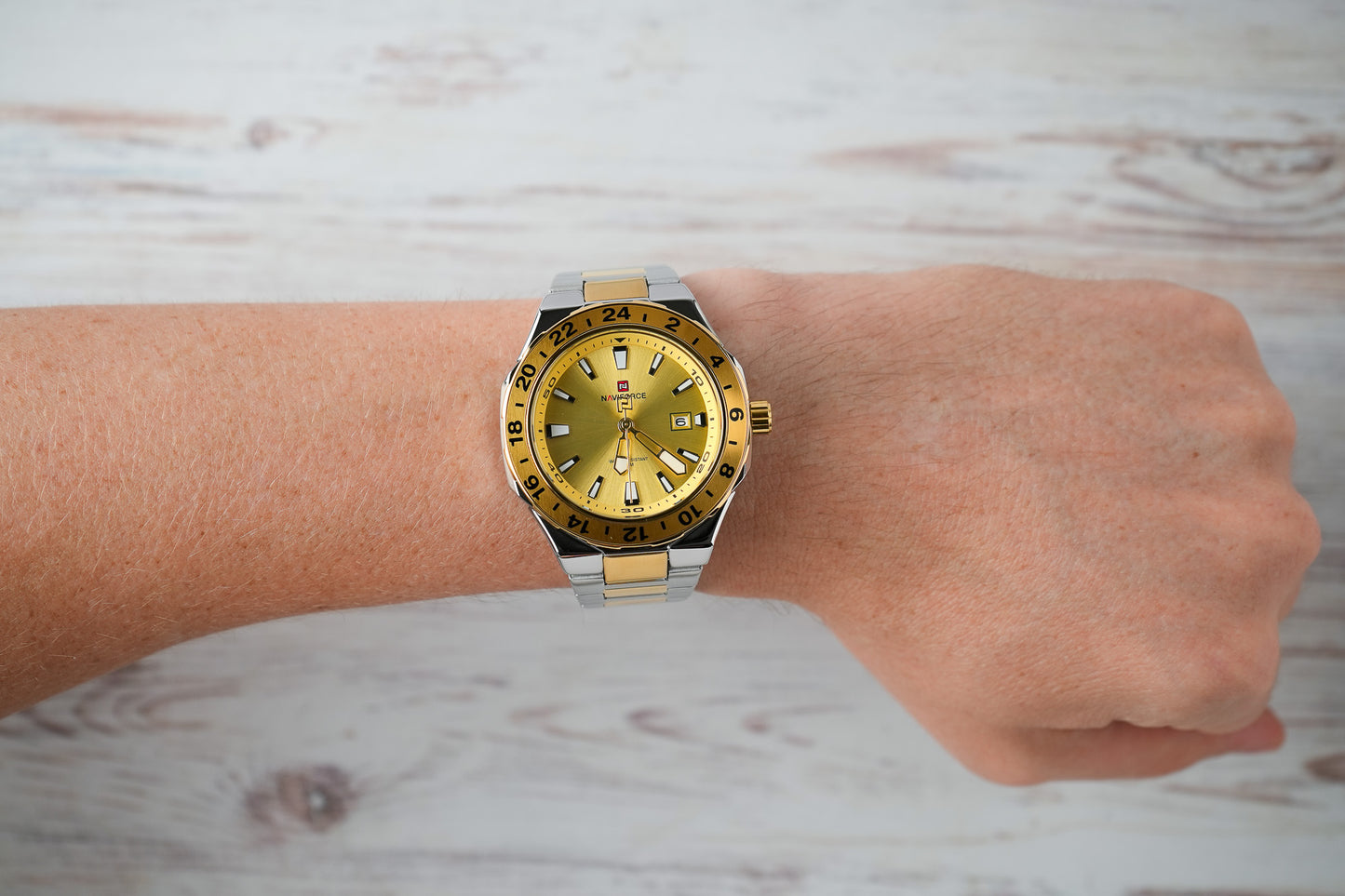 Reloj Naviforce Hombre Original Plateado y Dorado NF9249-BIDO
