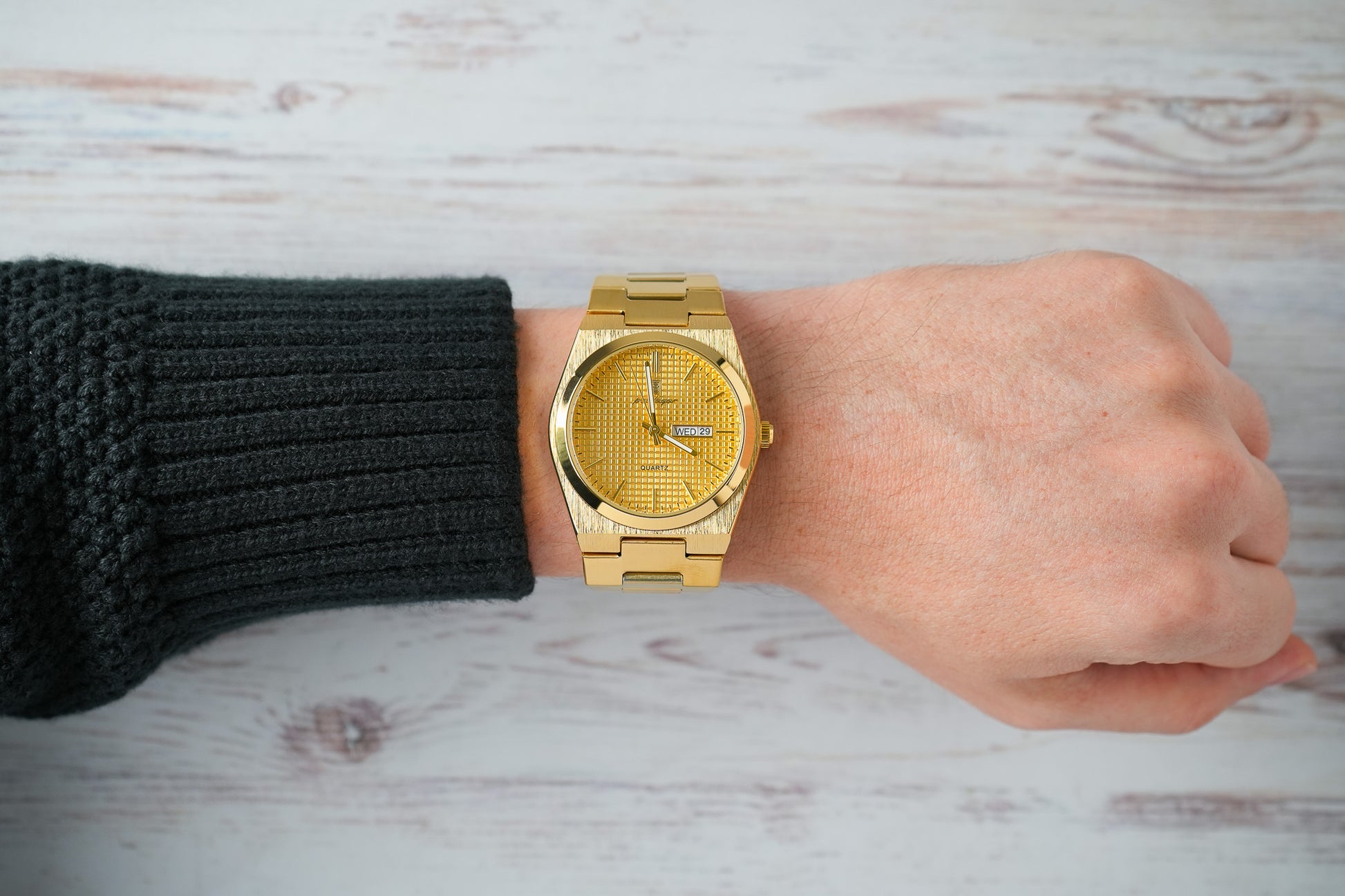 Reloj Poedagar Hombre Original Dorado PG-821-DODO