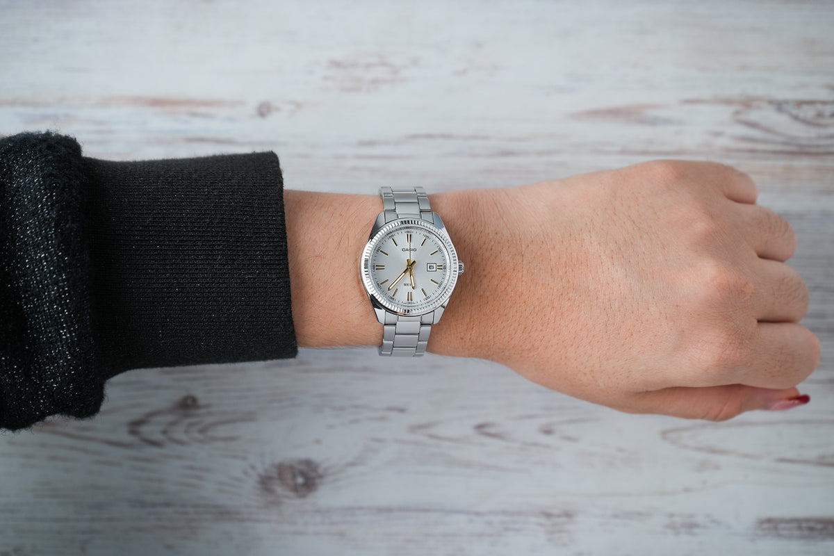Reloj Casio Mujer Original Plateado LTP-1302D-7A2V