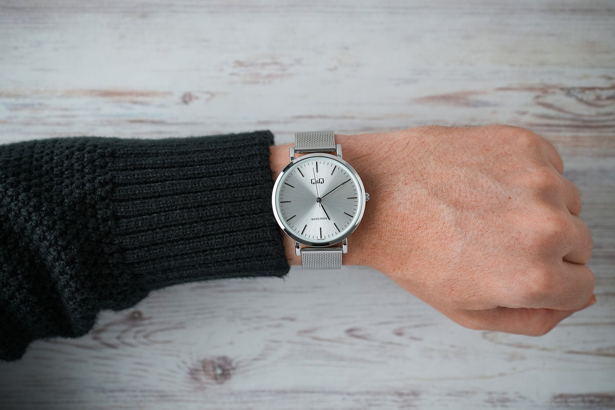 Reloj Q&Q Hombre Plateado C34A004Y