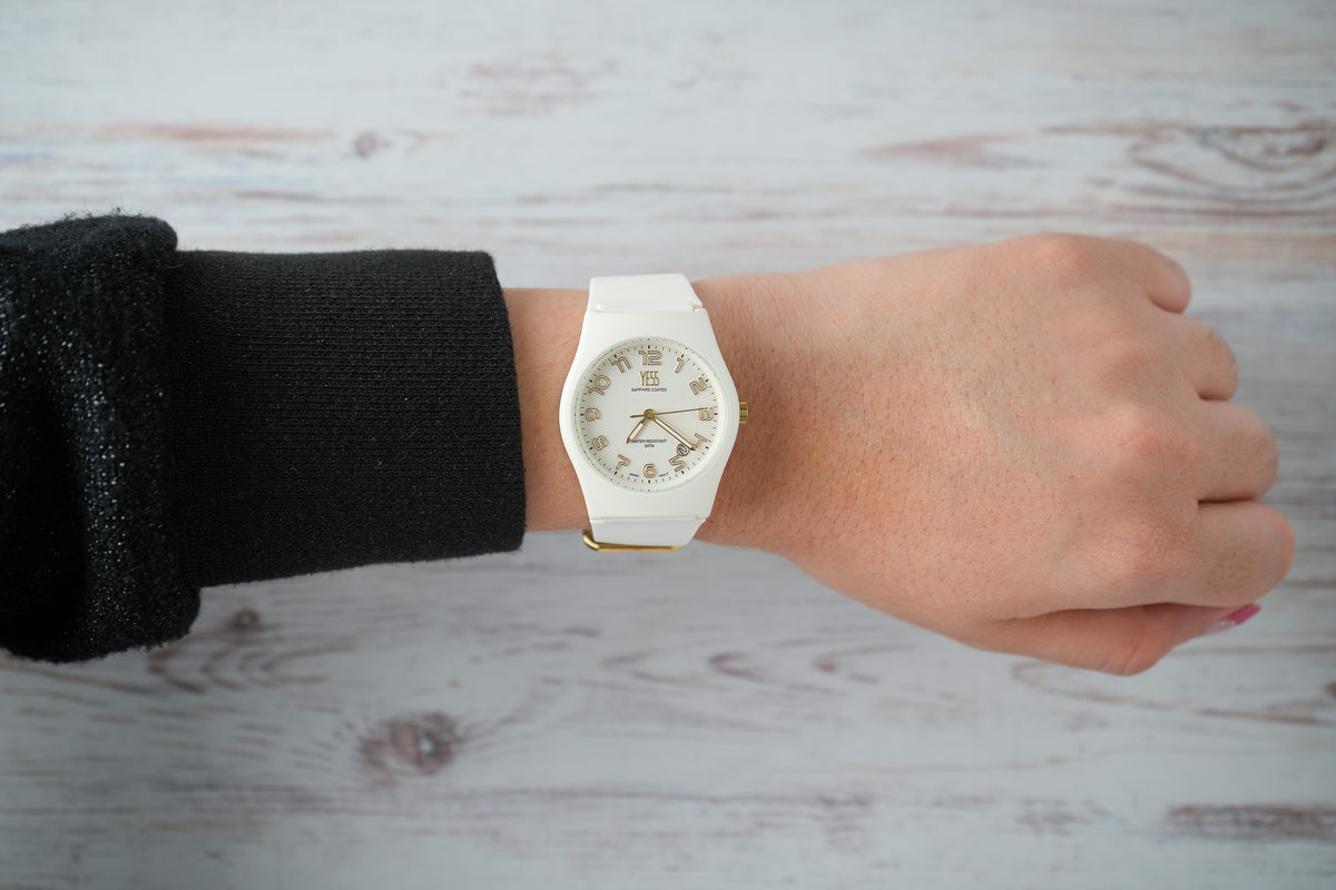 Reloj Yess Mujer Original Blanco SMT-251141-9