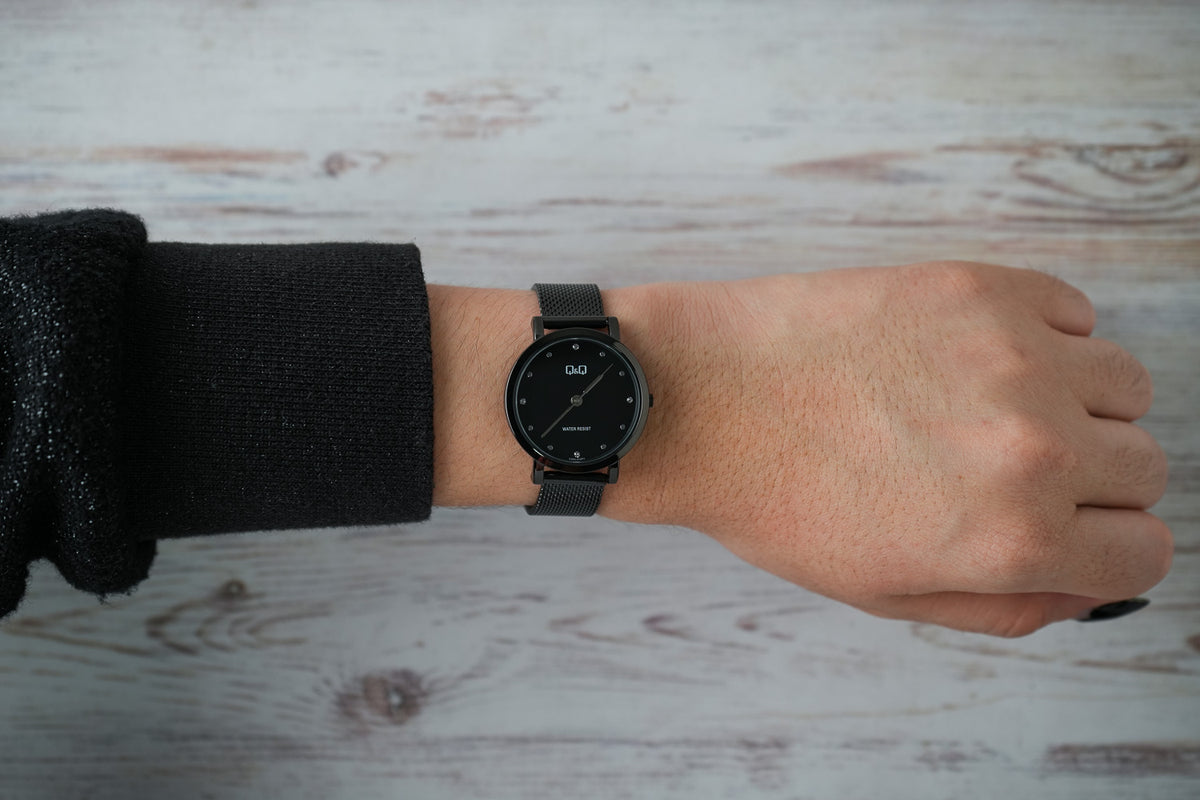 Reloj Q&Q Mujer Original Negro C35A013Y
