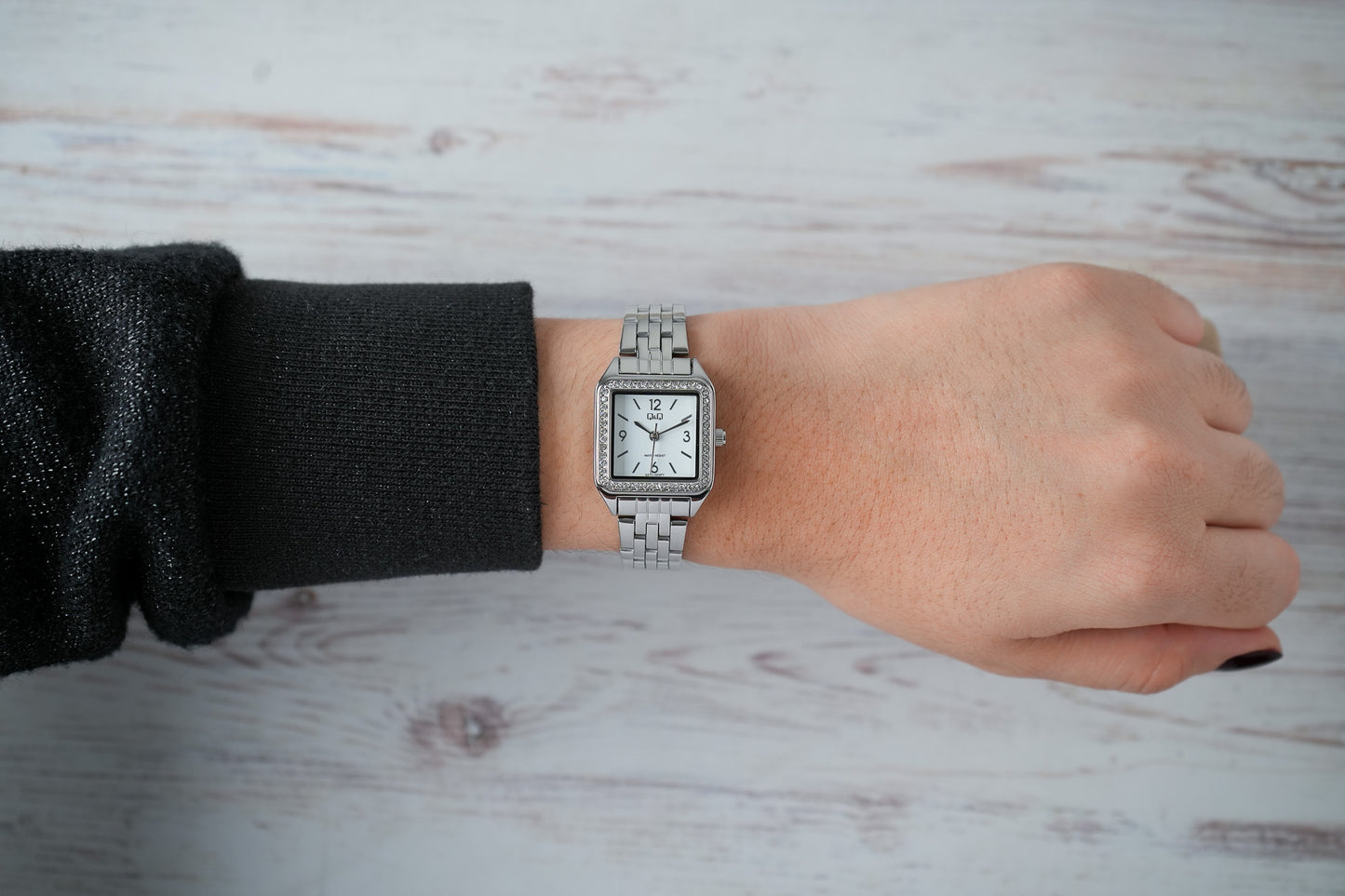 Reloj Q&Q Original Mujer Plateado Q27C003Y