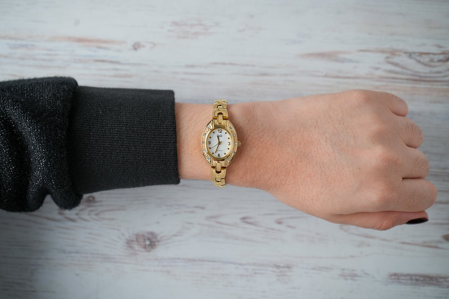 Reloj Q&Q Original Mujer Dorado F15A002Y