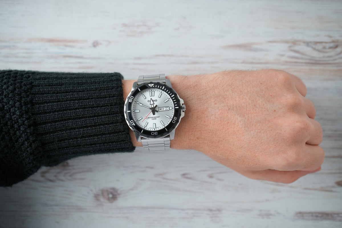Reloj Casio Hombre Original Plateado MTD-125D-7AV