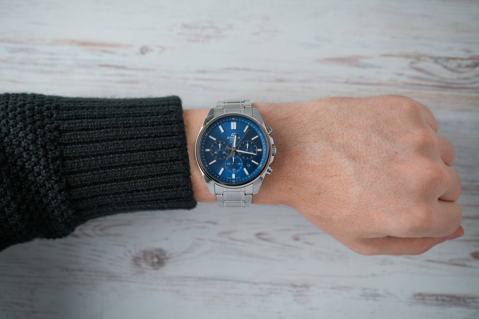 Reloj Casio Edifice Original Hombre Plateado EFV-650D-2AV