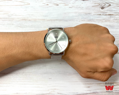 Reloj Q&Q Hombre QB74J201Y Plateado