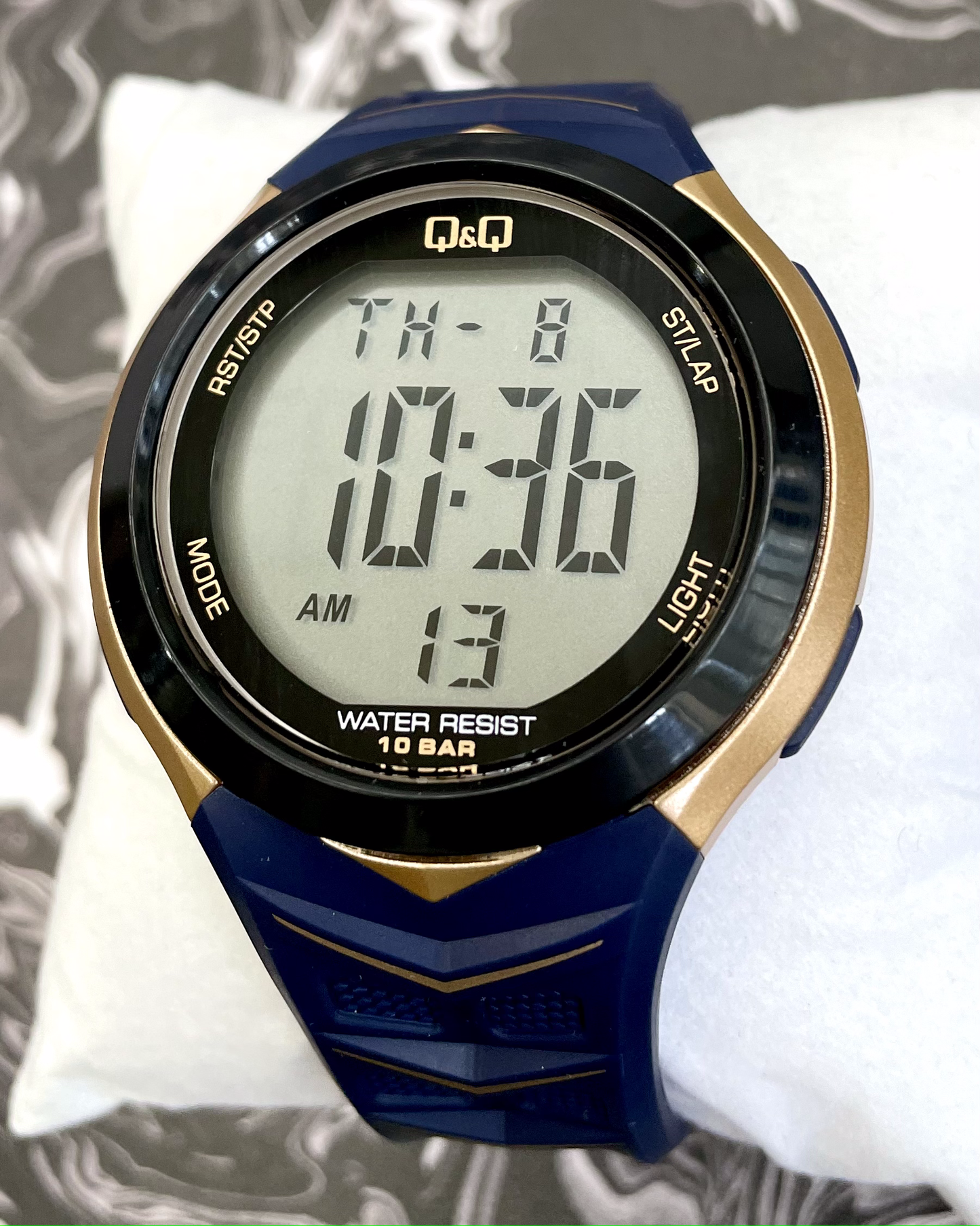Reloj Q&Q hombre M182J802Y Negro Azul