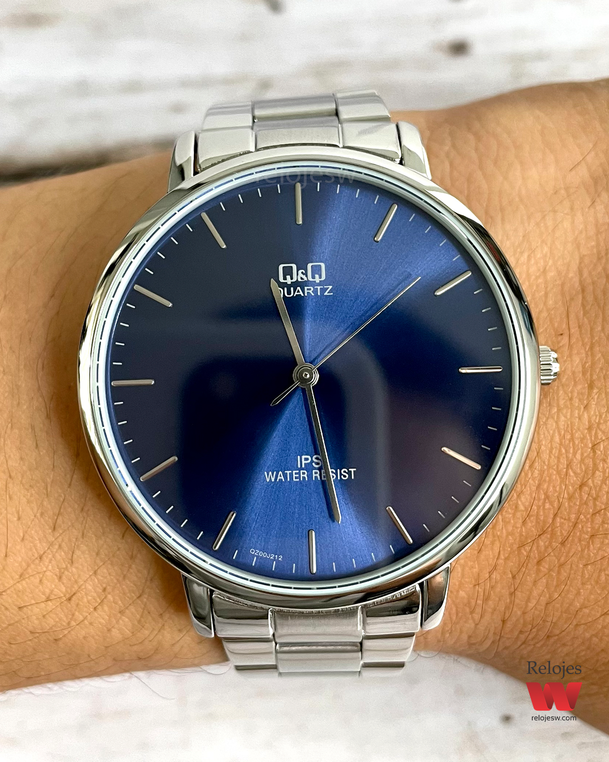 Reloj Q&Q Hombre Plateado Azul QZ00J212Y
