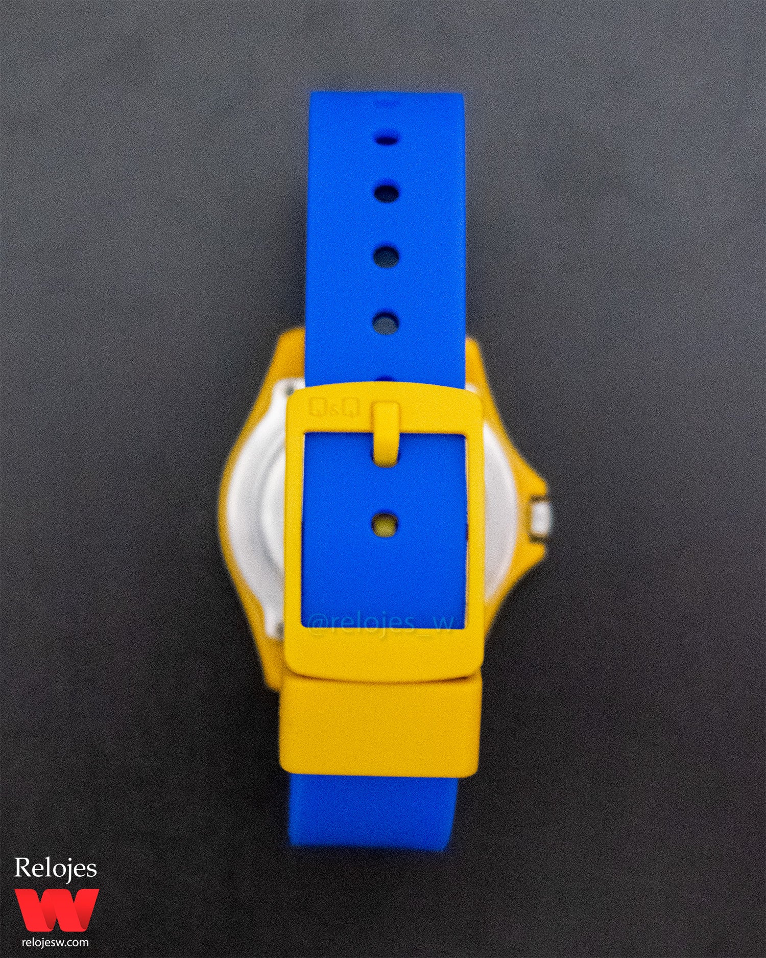 Reloj Q&Q VR99J003Y Niño Azul - Amarillo Cohete